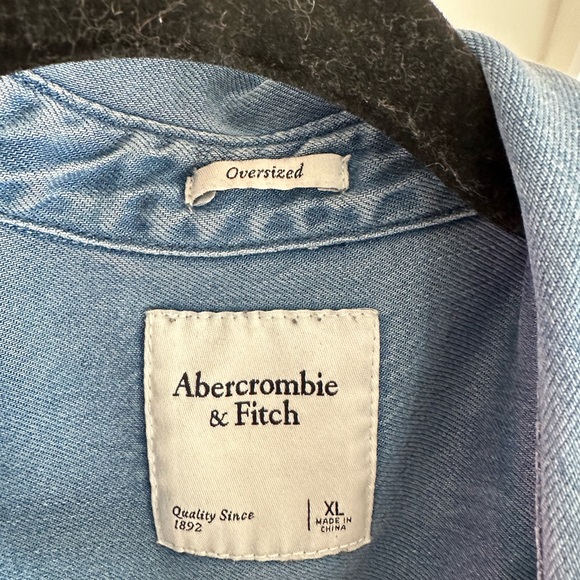 Abercrombie and Fitch denim shirt - Picture 2 of 2